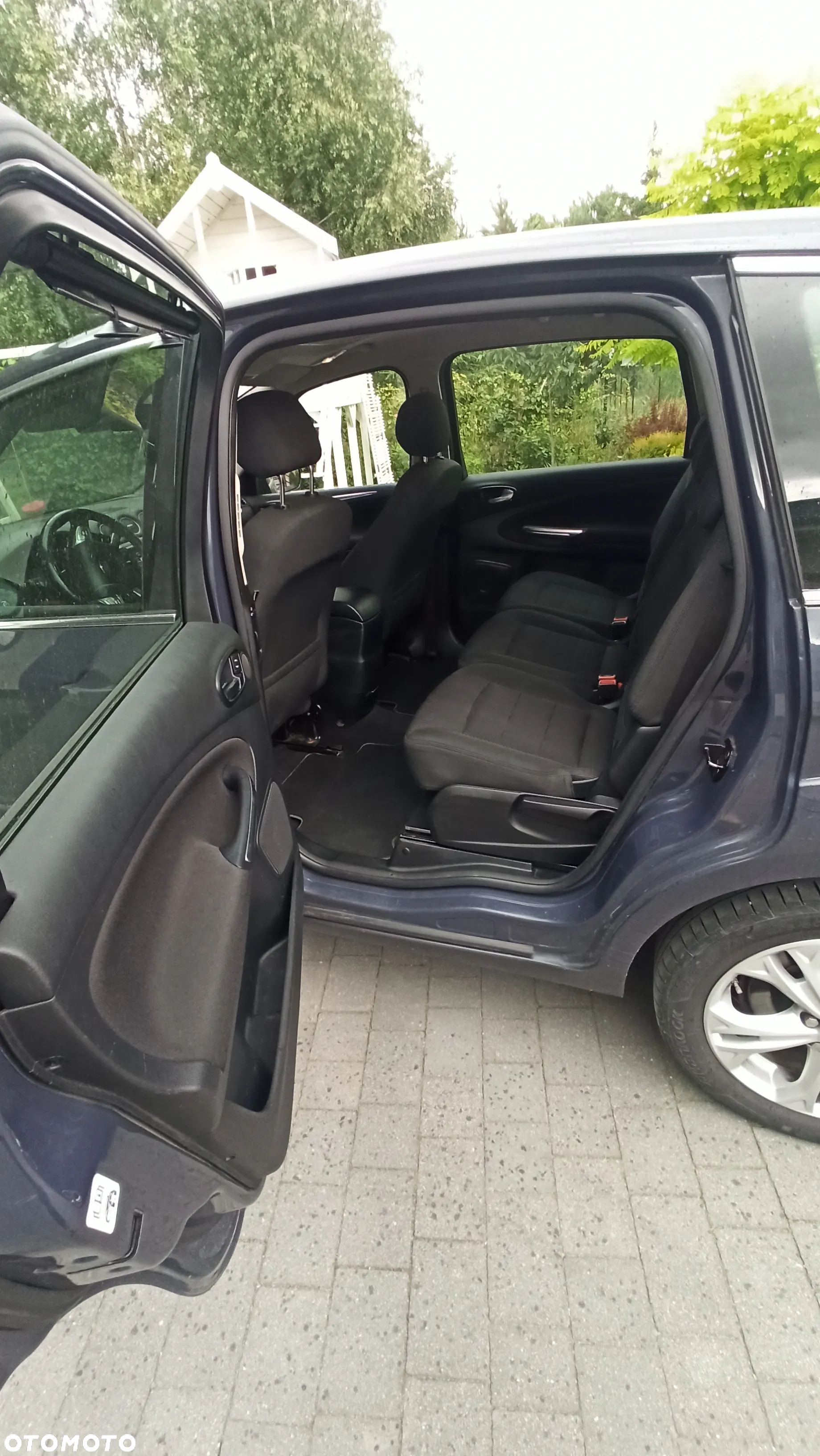 Ford S-Max - 10