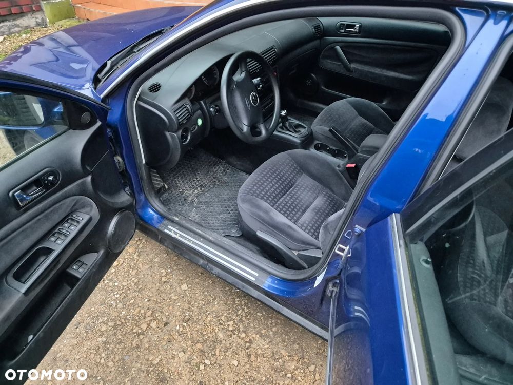 Volkswagen Passat 2.0 Comfortline - 7