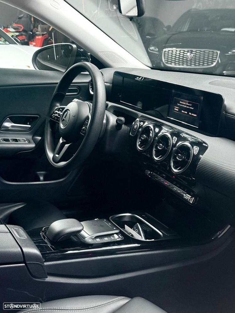 Mercedes-Benz CLA 250 e 8G-DCT Edition Progressive Line - 8
