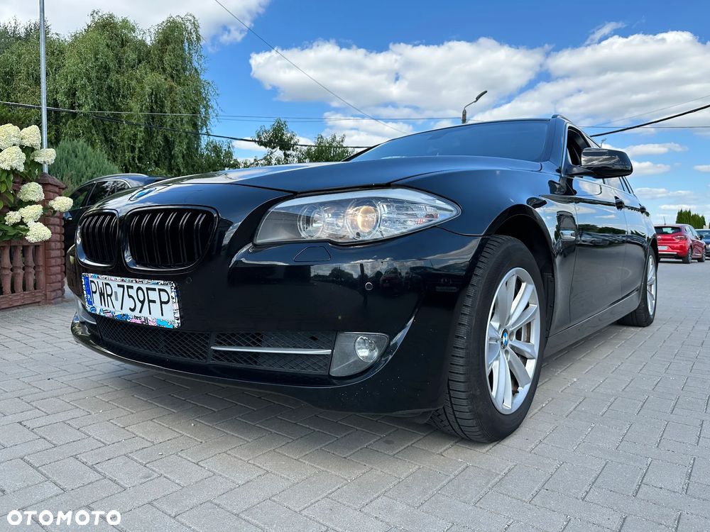 BMW Seria 5 - 32