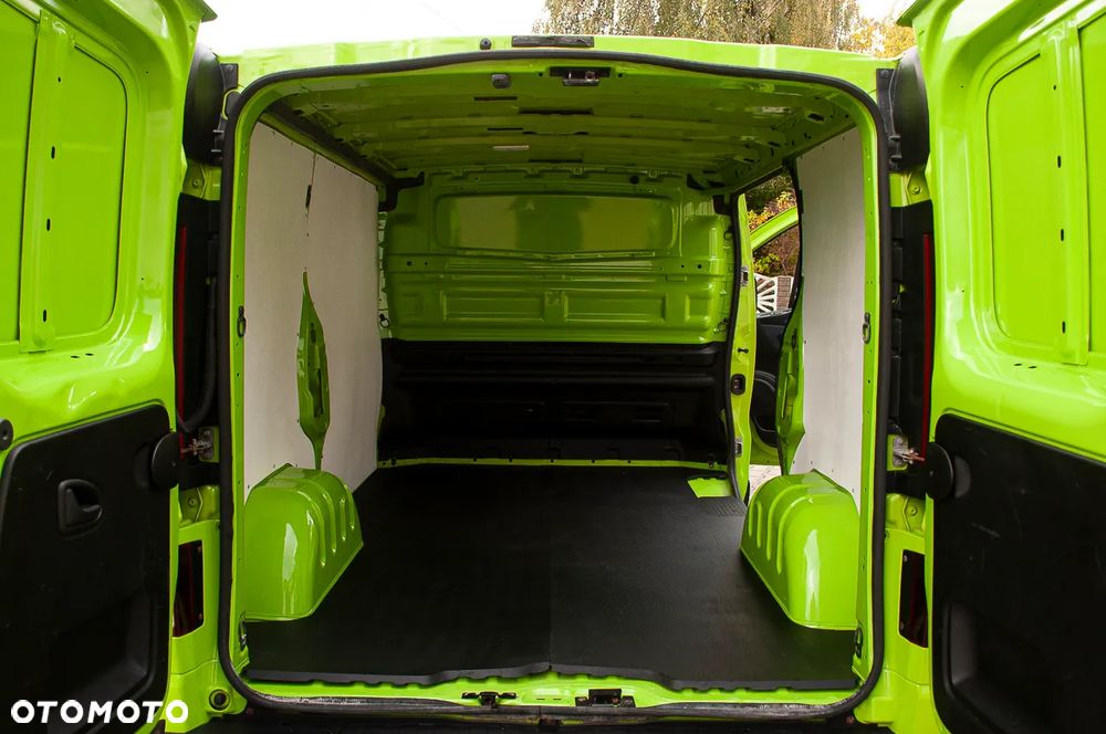 Opel Vivaro - 30