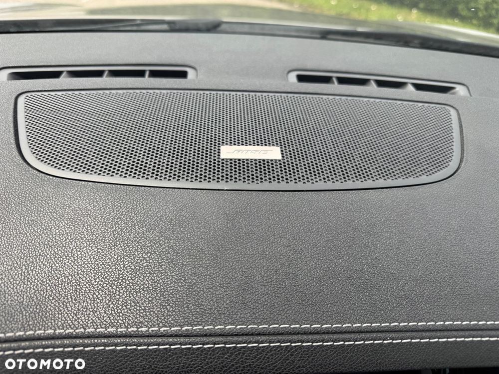 Renault Laguna 2.0 dCi FAP Initiale - 11