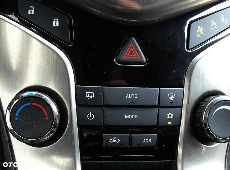 Chevrolet Cruze 1.7TD LT+ - 32