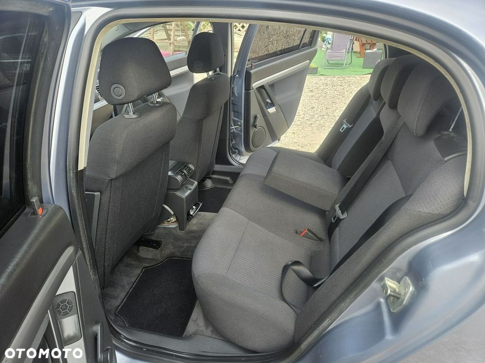 Opel Vectra - 9