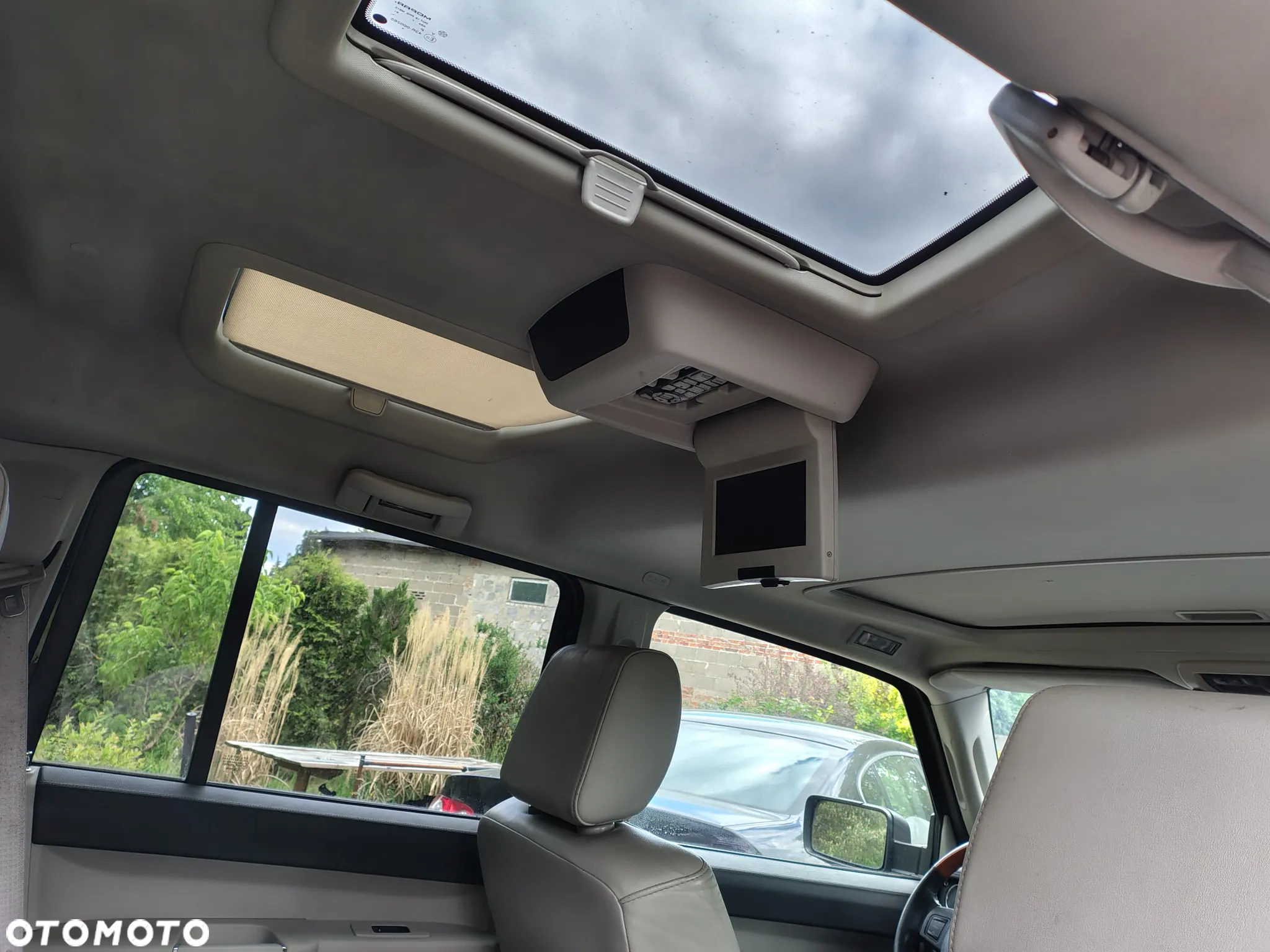 Jeep Commander 3.0 CRD Overland - 7