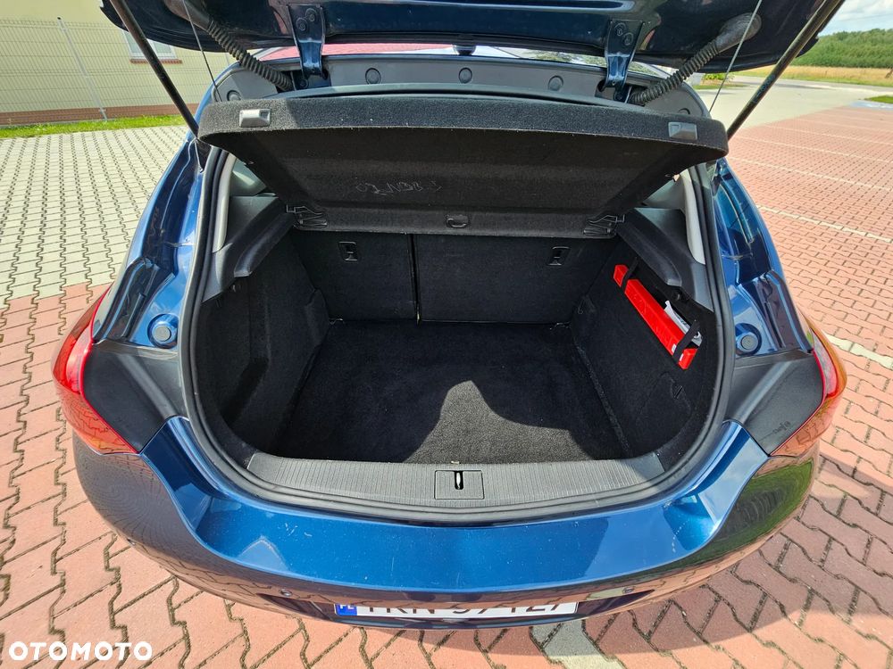 Opel Astra 1.4 Turbo - 2