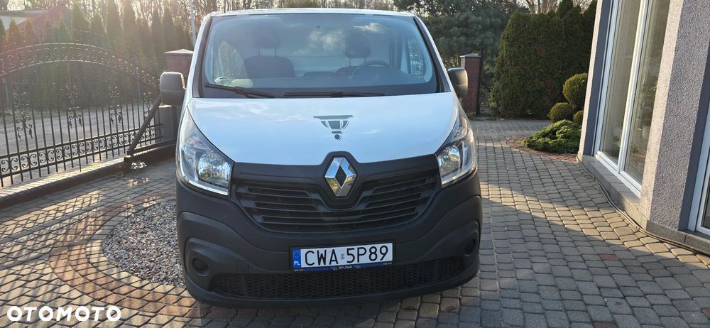 Renault Trafic - 2