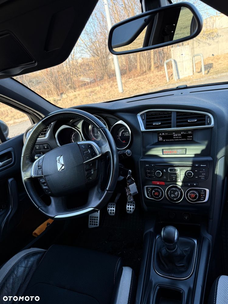 Citroën DS4 1.6 VTi SoChic - 11