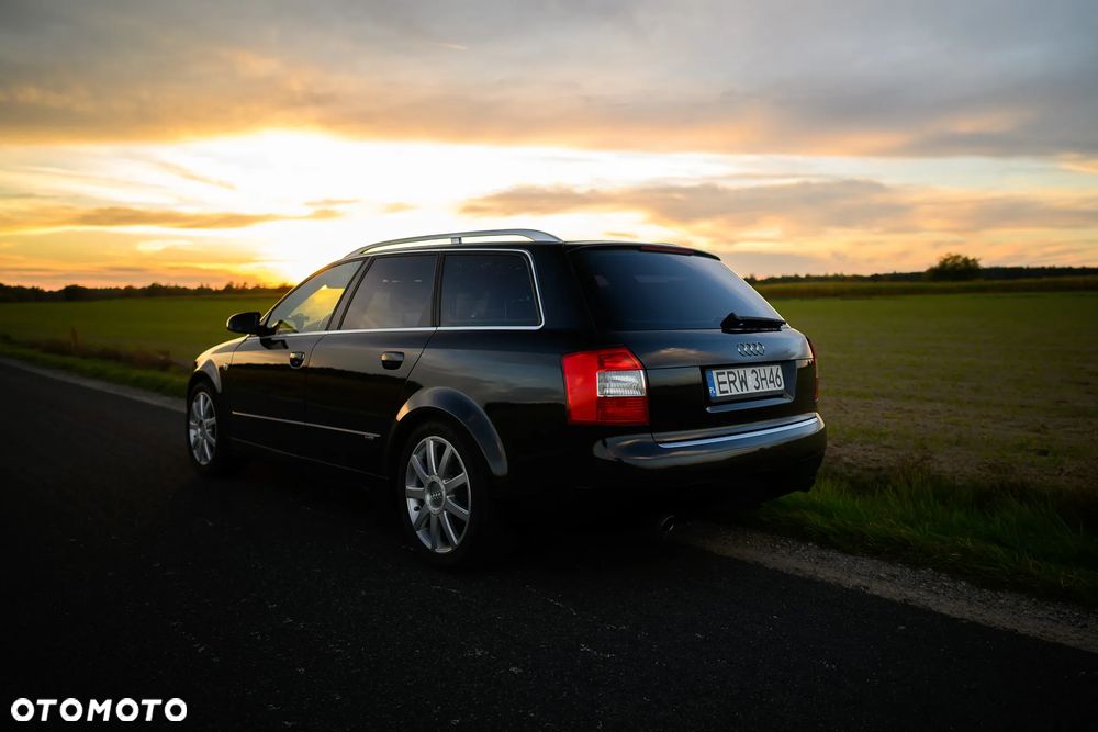 Audi A4 Avant - 17