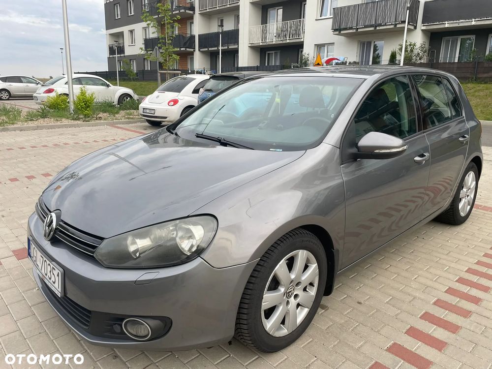 Volkswagen Golf - 1