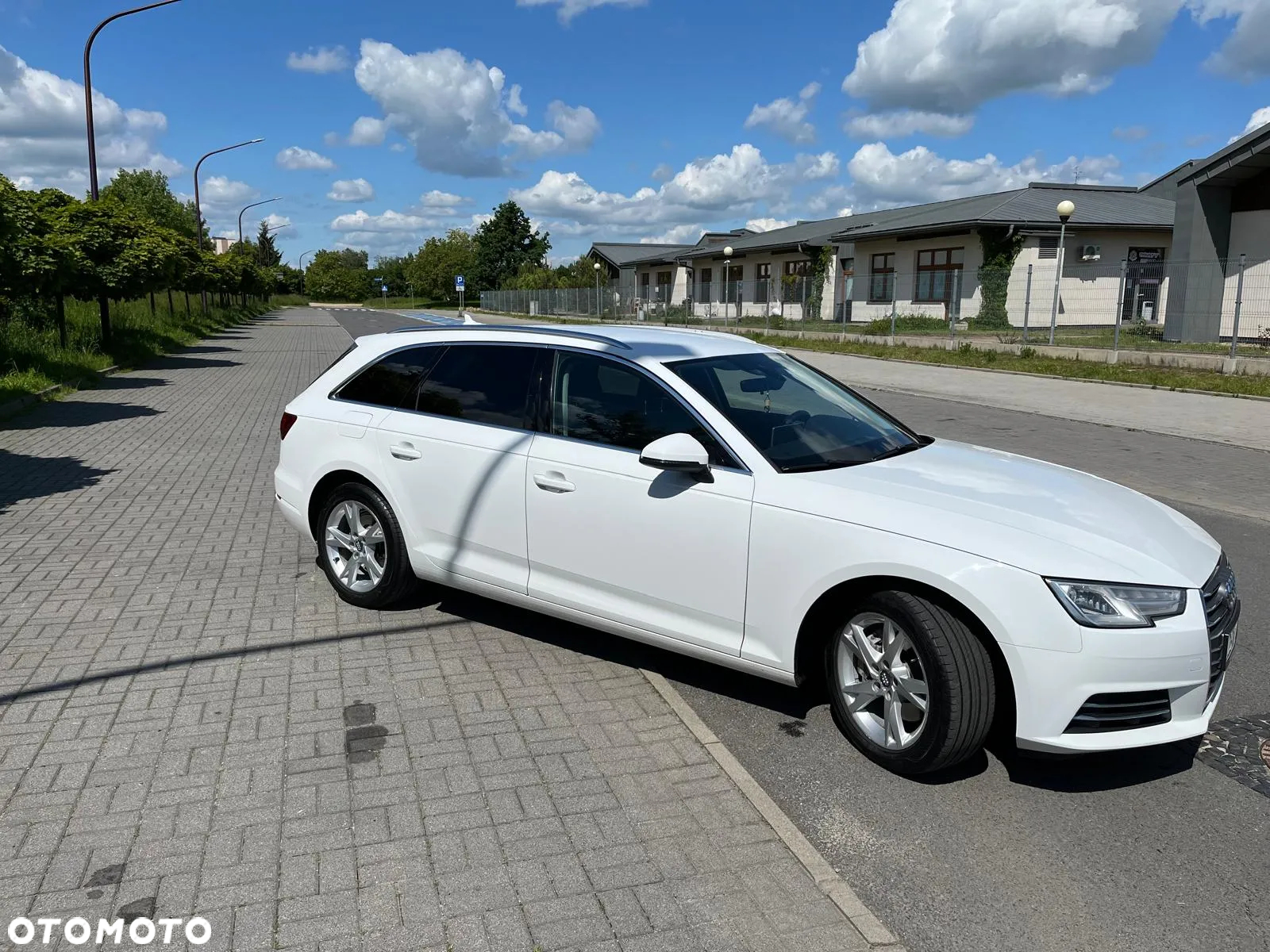 Audi A4 2.0 TDI S tronic - 5