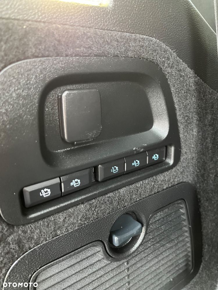 Ford Galaxy 2.0 EcoBlue S&S TITANIUM - 18