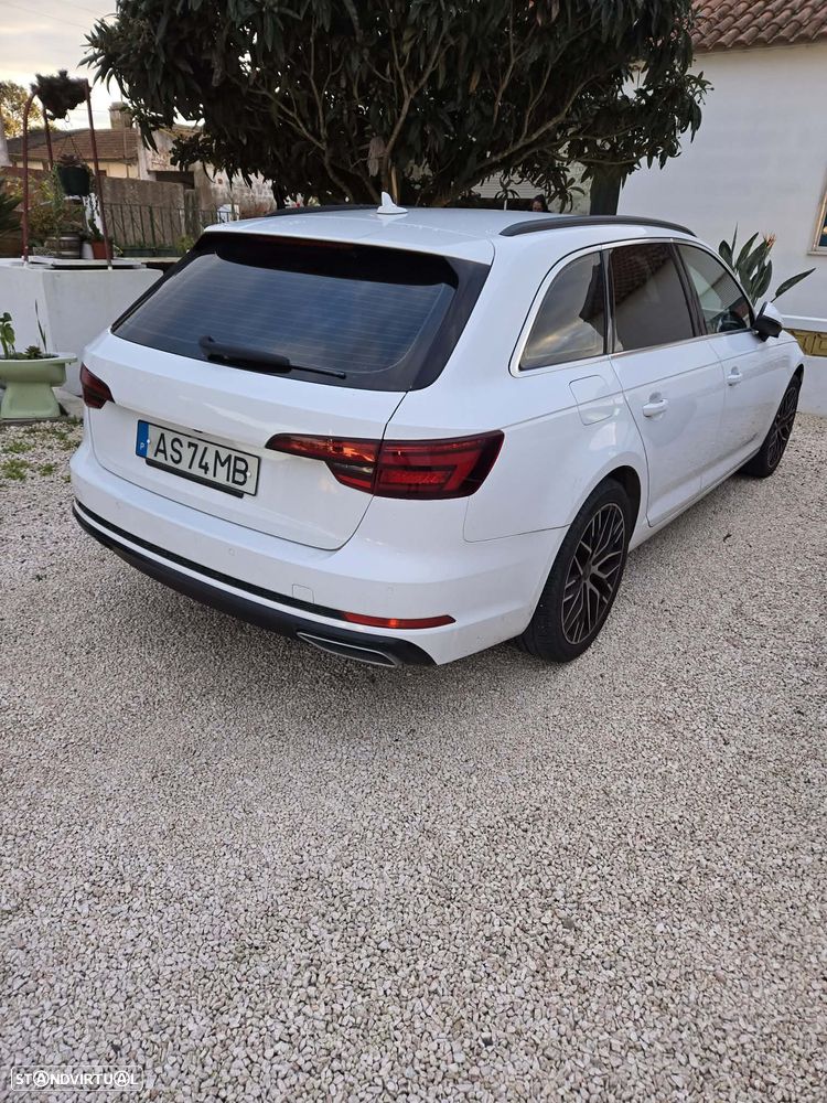 Audi A4 2.0 TDI S tronic sport - 3