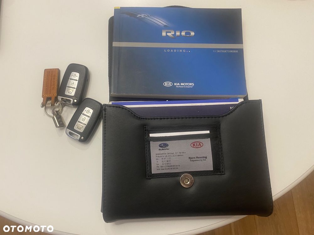 Kia Rio 1.2 Dream Team Edition - 36