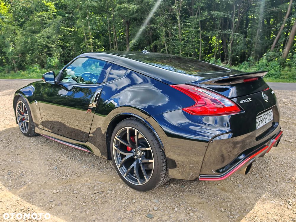 Nissan 370 Z - 2