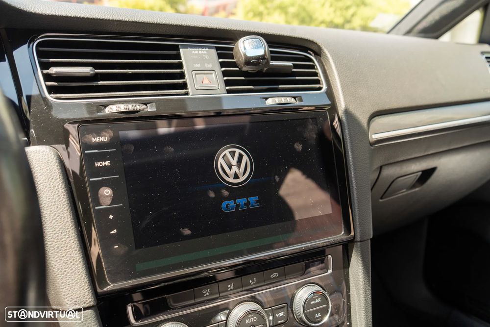 VW Golf 1.4 GTE Plug-In-Hybrid DSG - 4