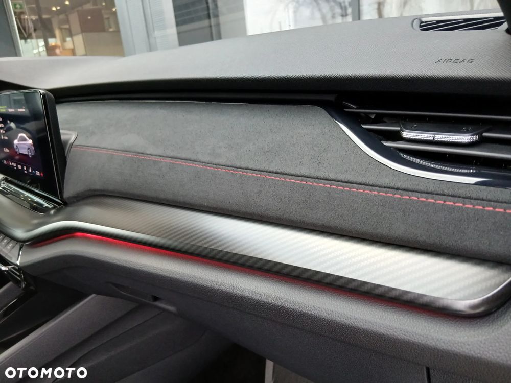 Skoda Octavia 2.0 TDI RS DSG - 20