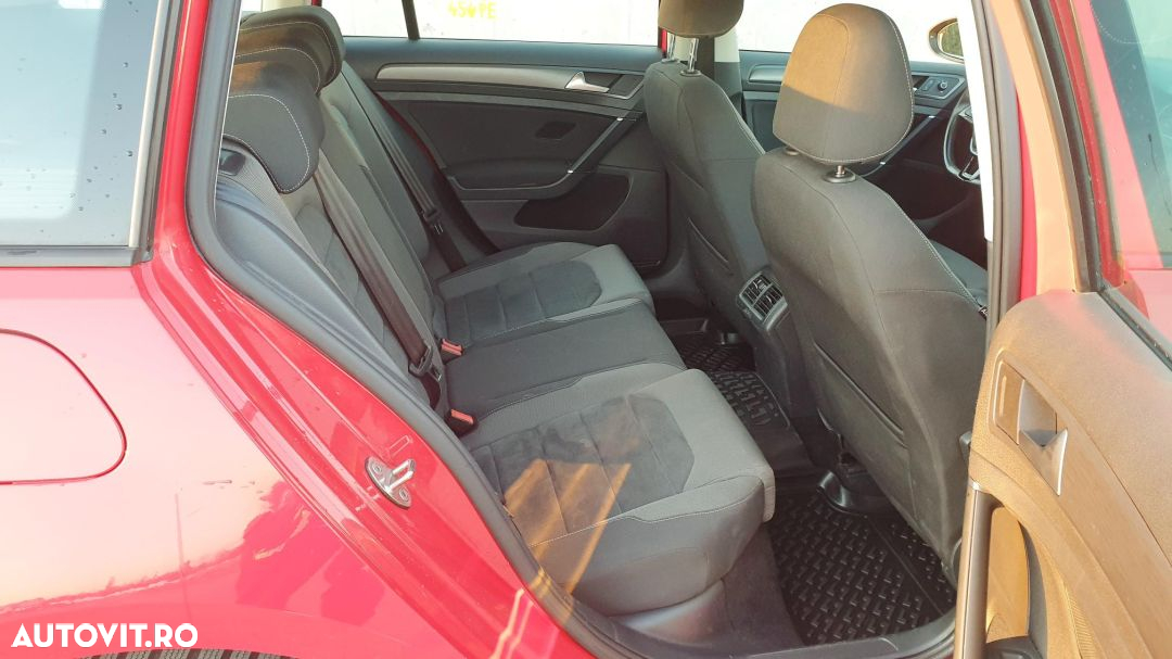 Volkswagen Golf 1.6 TDI (BlueMotion Technology) DSG Comfortline - 15