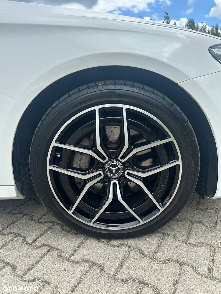 Mercedes-Benz Klasa E 220 d 4-Matic AMG - 3