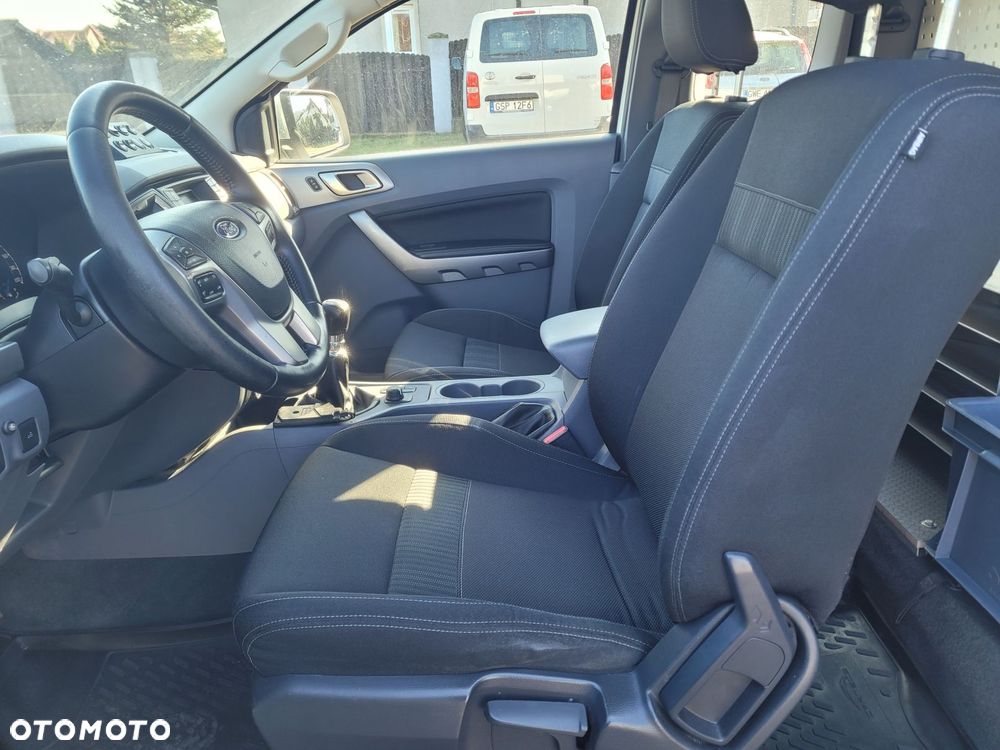 Ford Ranger XLT - 14