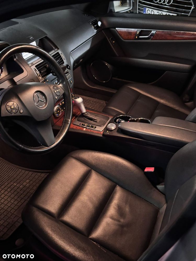 Mercedes-Benz Klasa C 300 7G-TRONIC SPORT EDITION - 10