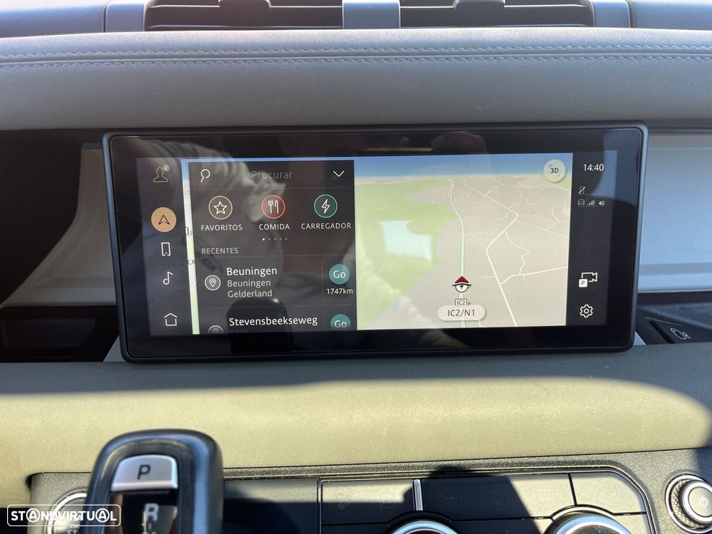 Land Rover Defender 2.0 P400e 110 AWD SE - 32