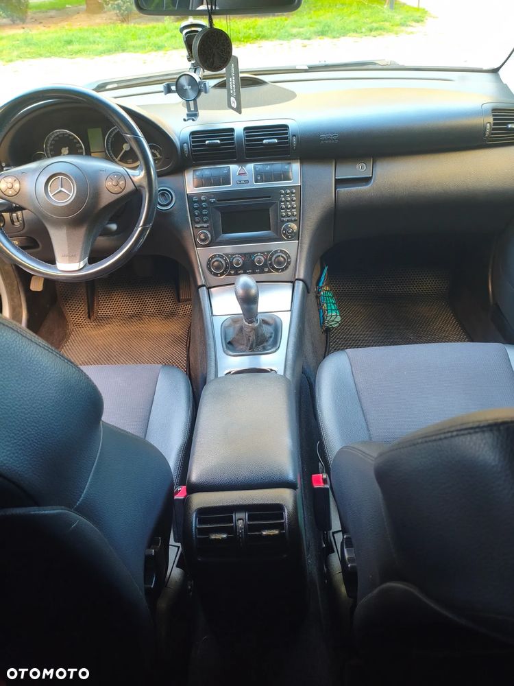 Mercedes-Benz CLC - 5