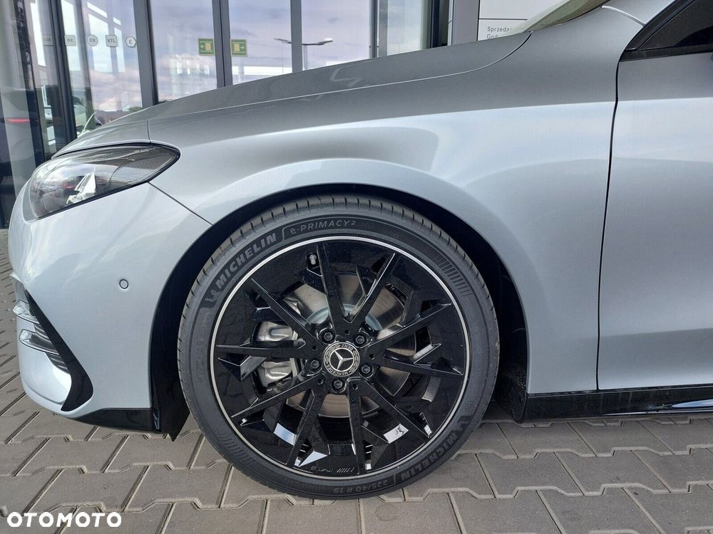 Mercedes-Benz CLA - 5