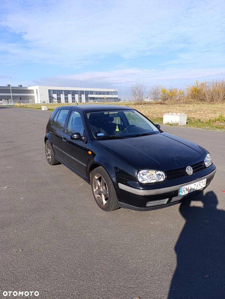 Volkswagen Golf 1.4 Basis - 3