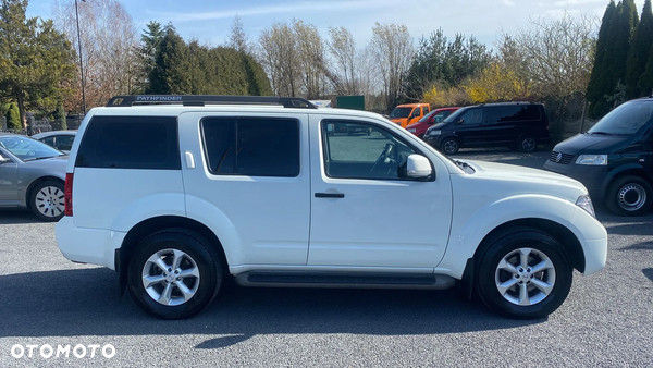 Nissan Pathfinder 2.5 D SE EU5