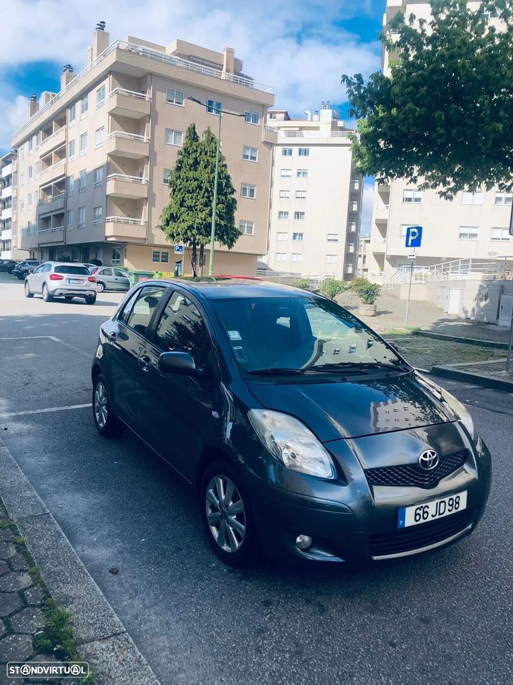Toyota Yaris 1.4 D-4D Comfort+AC - 2