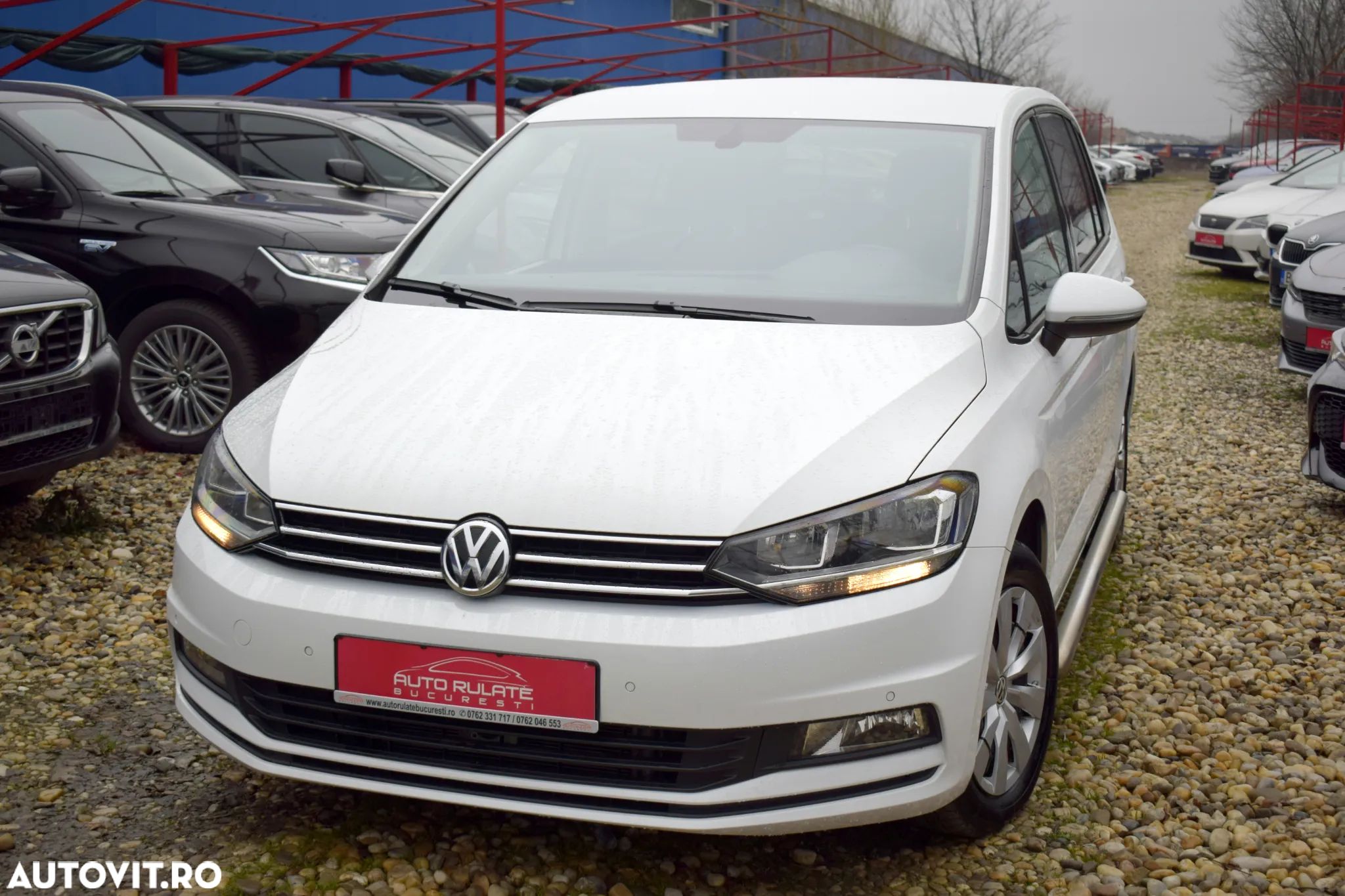 Volkswagen Touran 2.0 TDI DSG Comfortline - 1