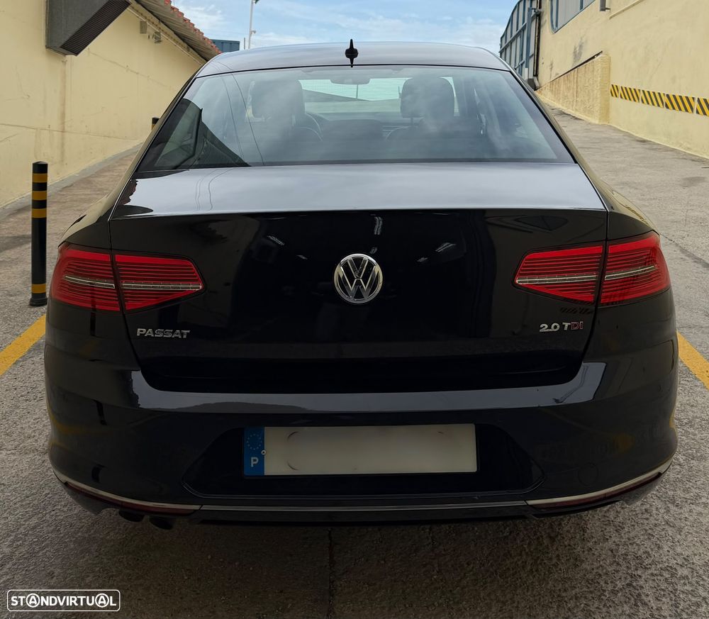 VW Passat 2.0 TDI Highline DSG - 2