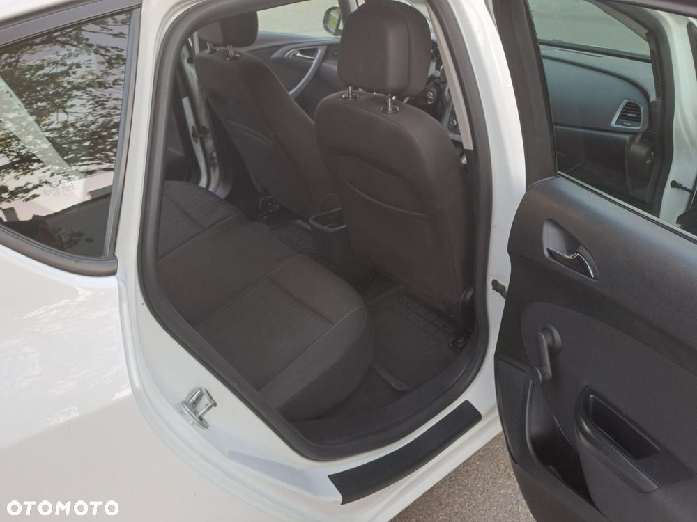 Opel Astra 1.6 Enjoy - 10