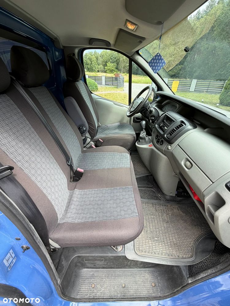 Renault TRAFIC - 13