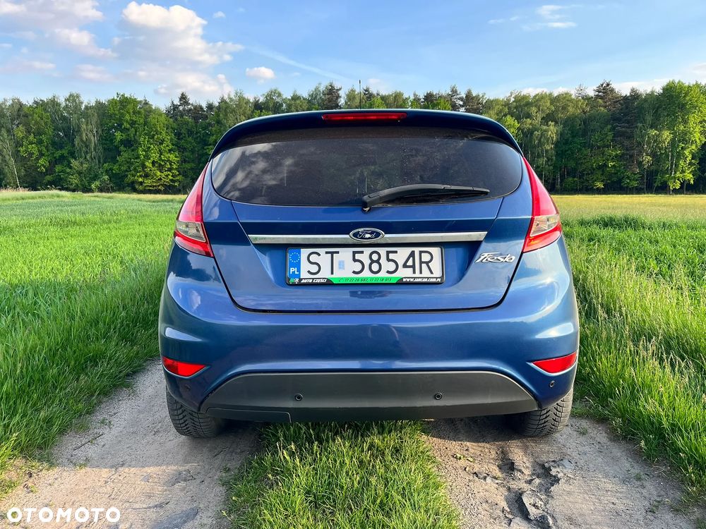 Ford Fiesta 1.4 Titanium EU5 - 6