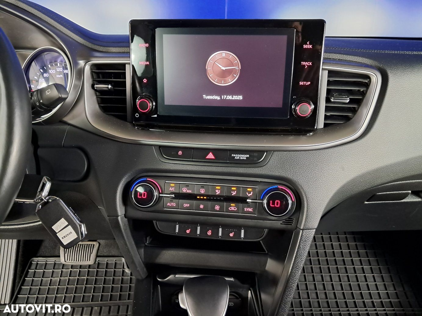 Kia XCeed - 15