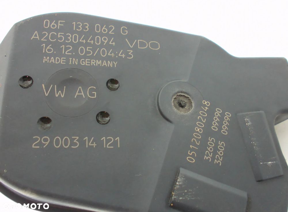 Audi A3 8P 2.0 TFSI Przepustnica Nastawnik 06F 133 062 G - 9