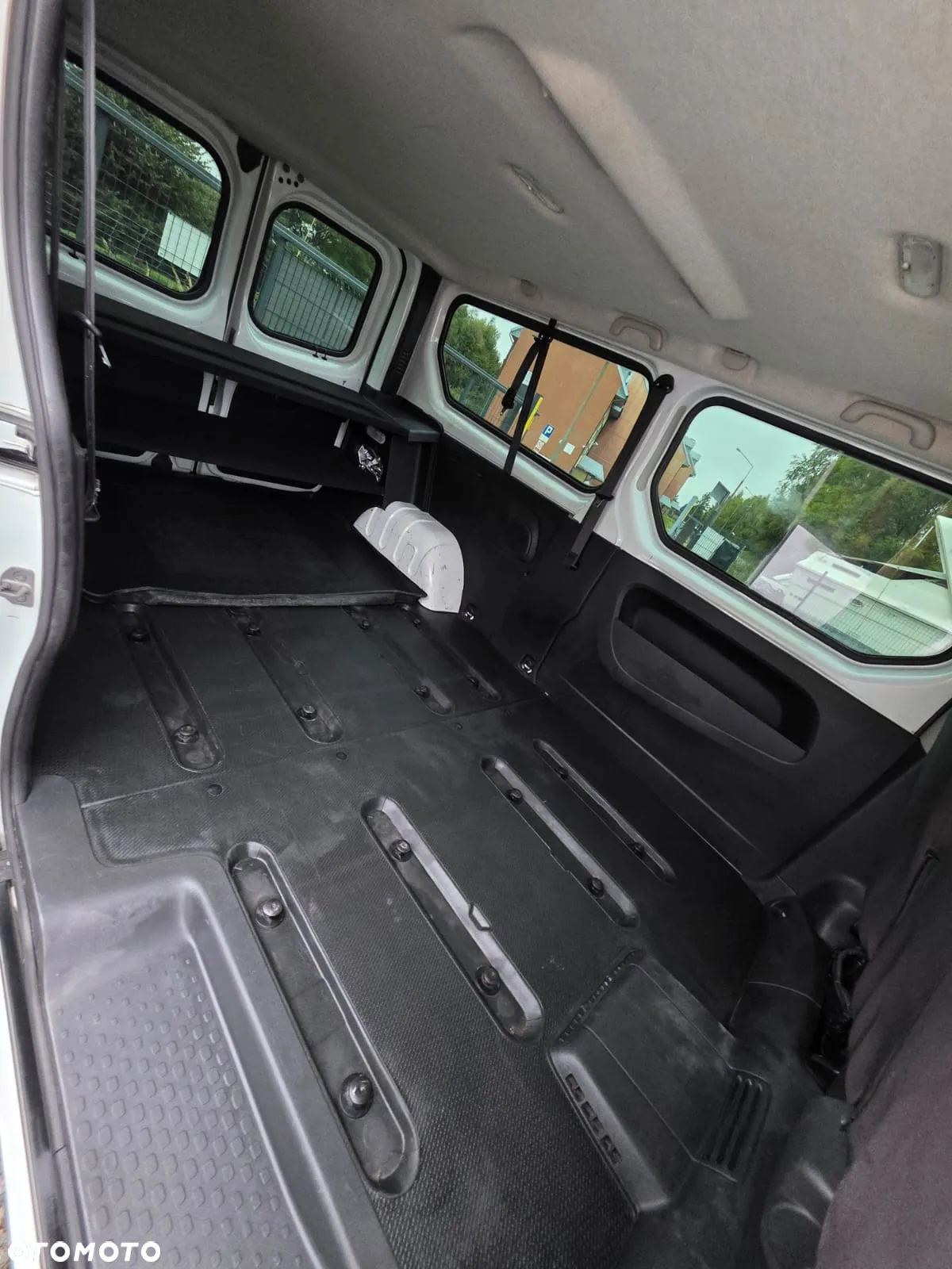 Renault Trafic - 15