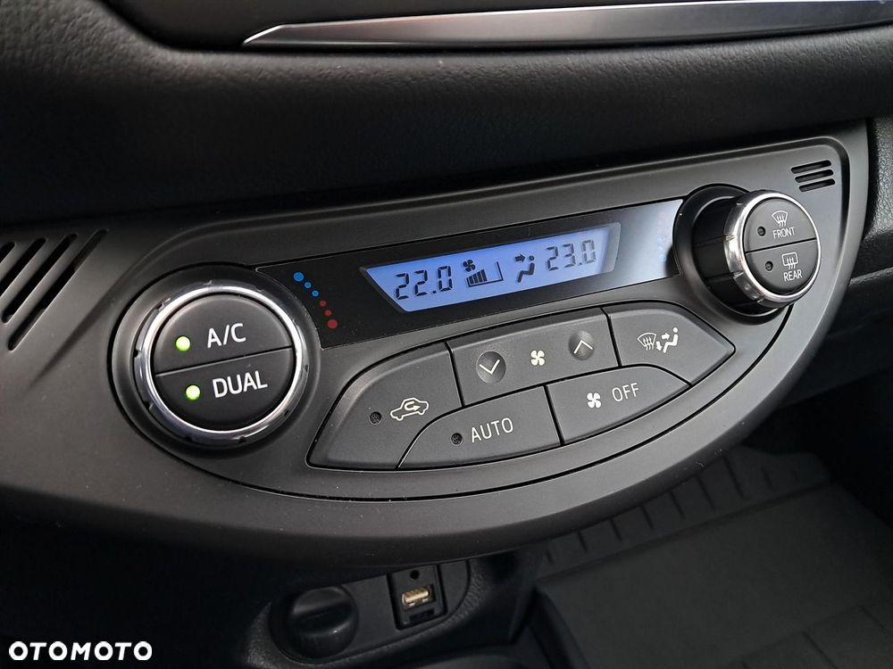 Toyota Yaris - 22