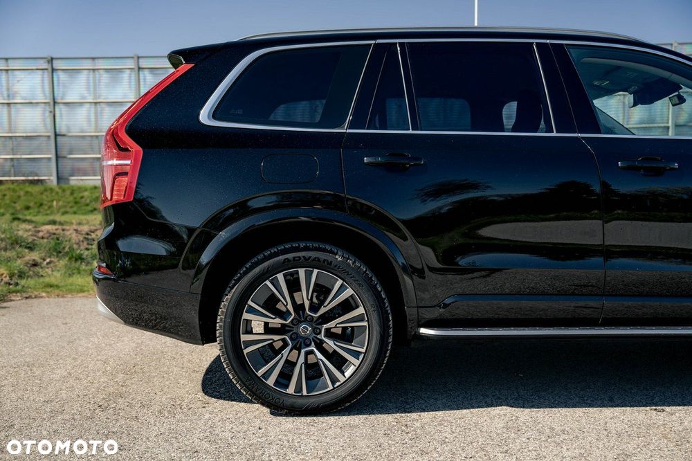 Volvo XC 90 - 8