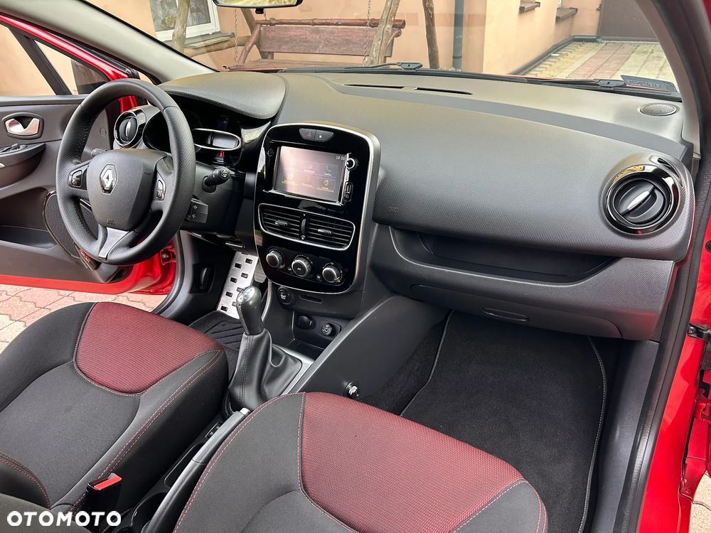 Renault Clio 1.2 16V Limited - 17