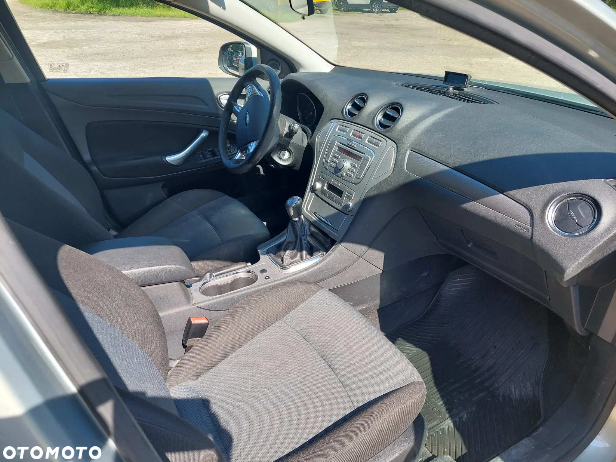 Ford Mondeo - 11