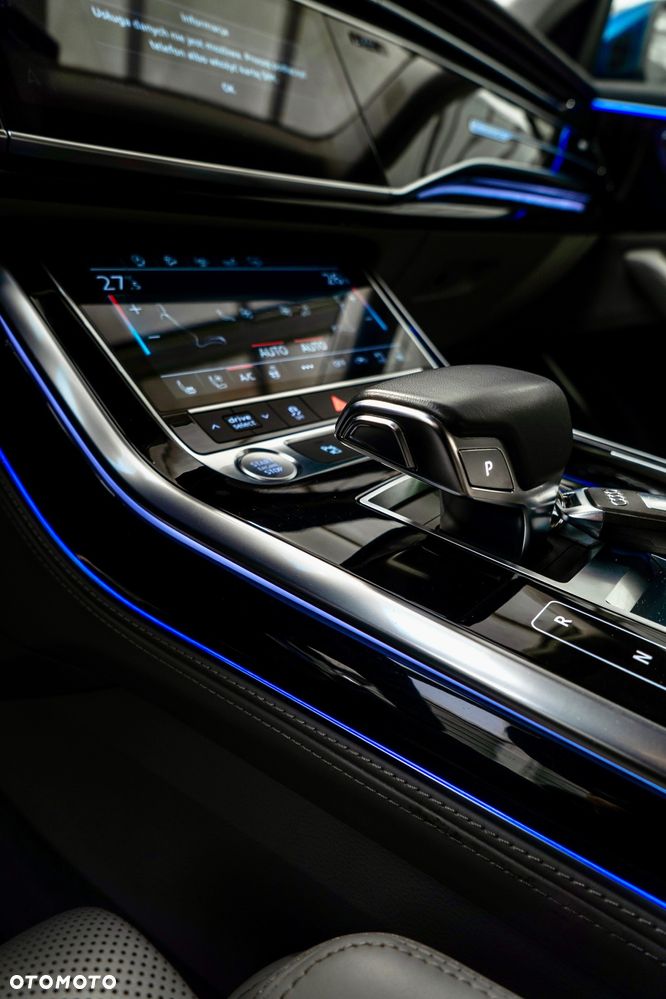 Audi Q8 50 TDI mHEV Quattro Tiptronic - 28