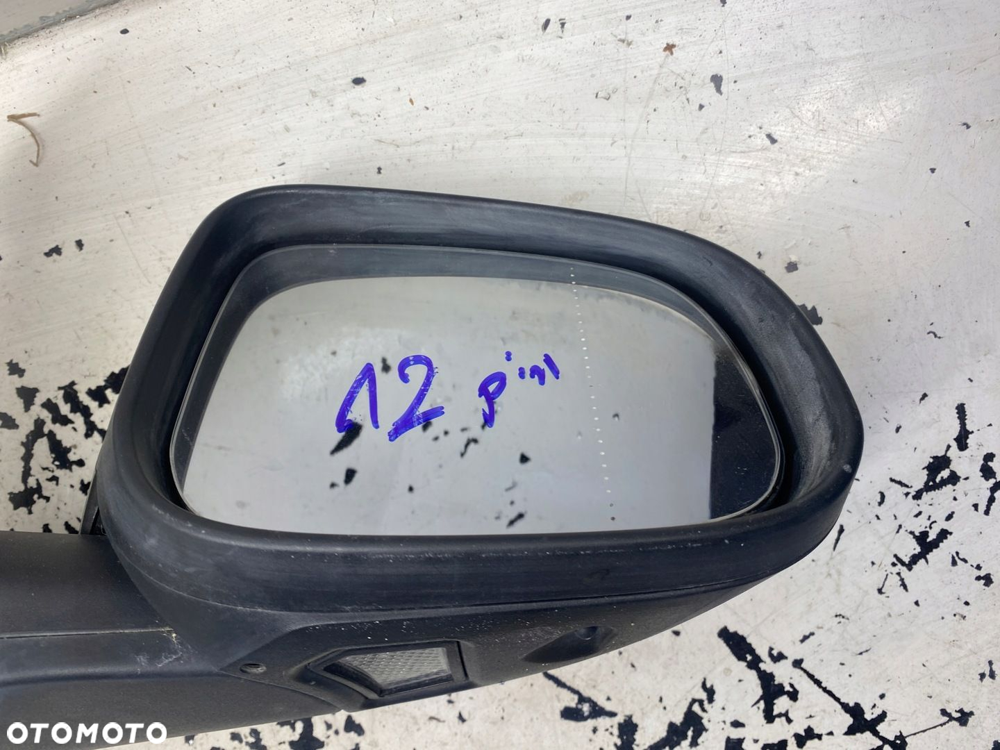 VOLVO C30 LIFT LUSTERKO PRAWE 12 PIN EU - 12