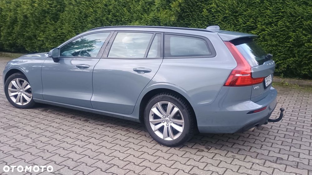 Volvo V60 B4 D R-Design - 4