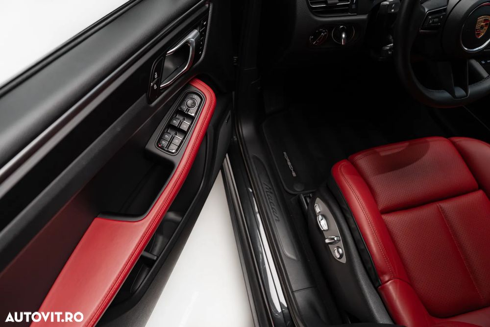 Porsche Macan Standard - 12