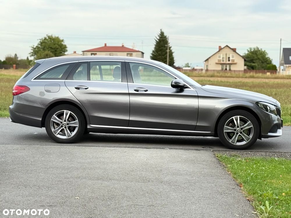 Mercedes-Benz Klasa C 180 9G-TRONIC - 8