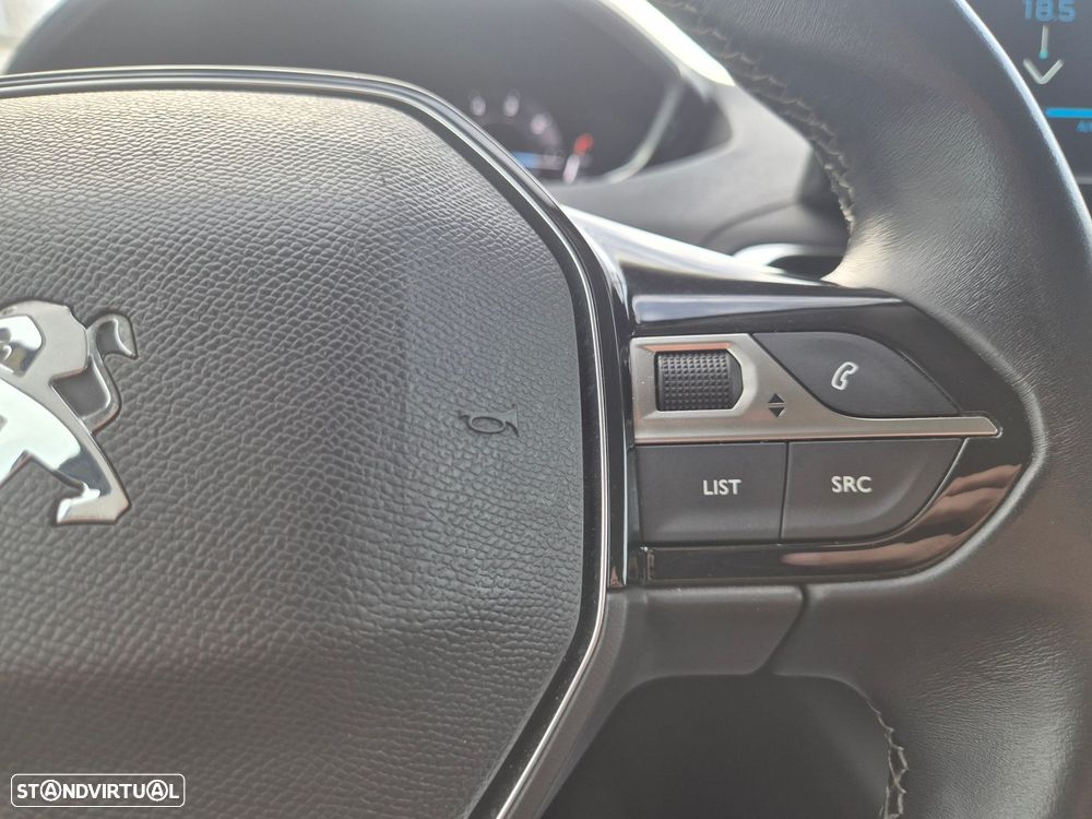 Peugeot 3008 1.5 BlueHDi Allure Pack - 28