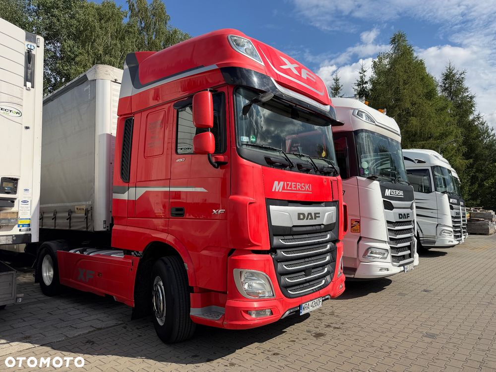 DAF XF - 9